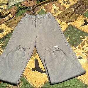 Alo sweats fit like a small